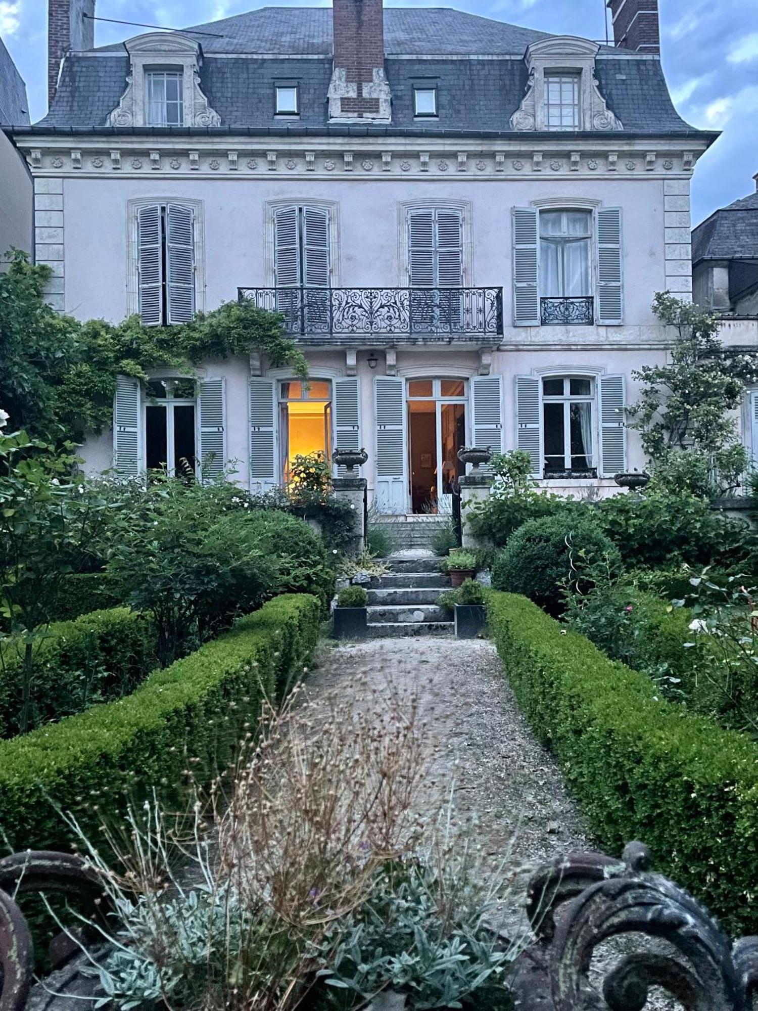 Belle Fontaine Ξενοδοχείο Μπουρζ Εξωτερικό φωτογραφία